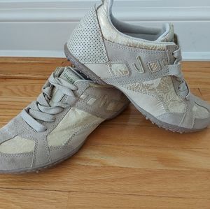 Ladies Diesel Akita Sneaker Size 8.5/39